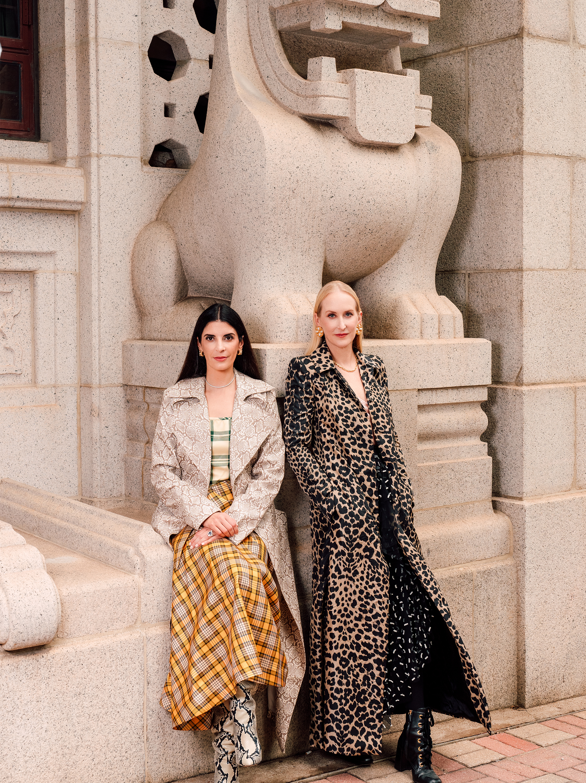 加拿大pc28的下载 ：Lucia Tait Tolani 與 Cinda McClelland Reynolds