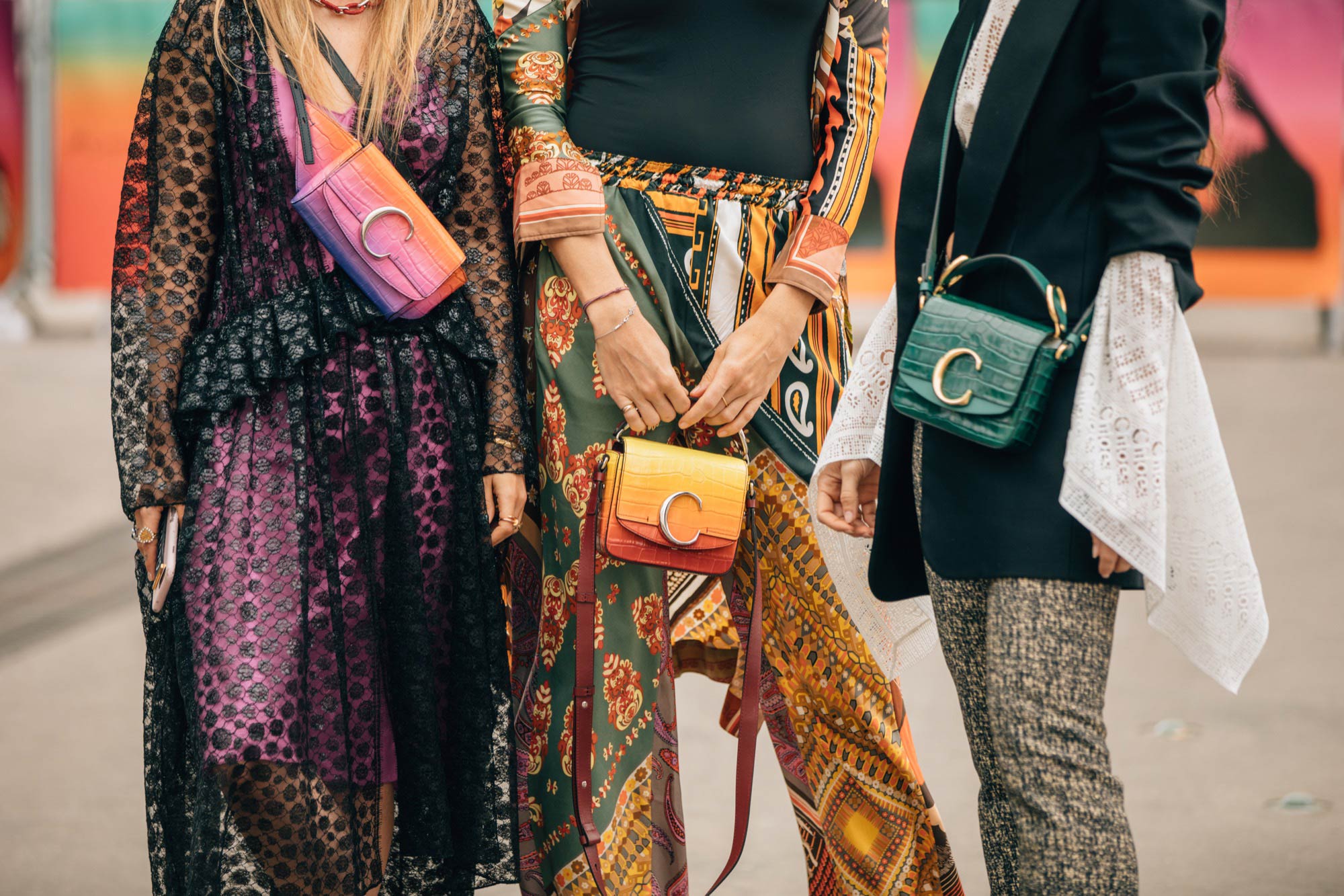 衣櫃防潮全攻略：打造乾爽無霉的衣物空間